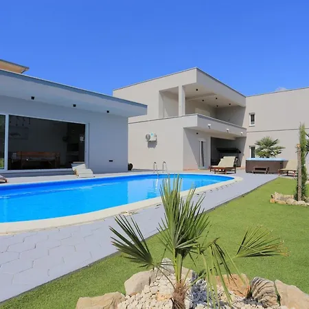 Family Friendly House With A Swimming Pool Kastel Stafilic, - 21263 * Kastela