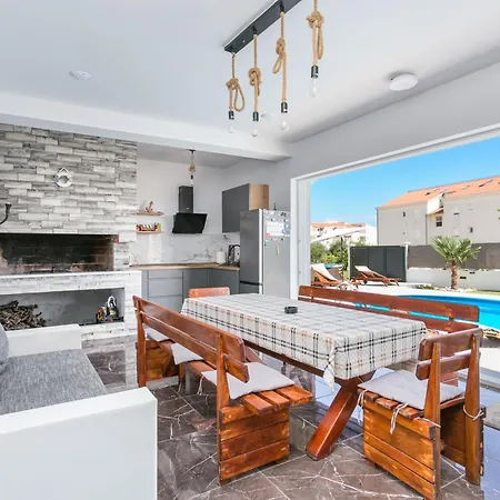 Family Friendly House With A Swimming Pool Kastel Stafilic, - 21263 *