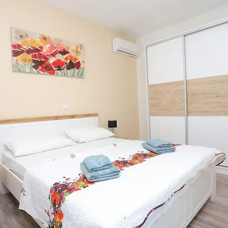 Family Friendly House With A Swimming Pool Kastel Stafilic, - 21263 Holiday home *