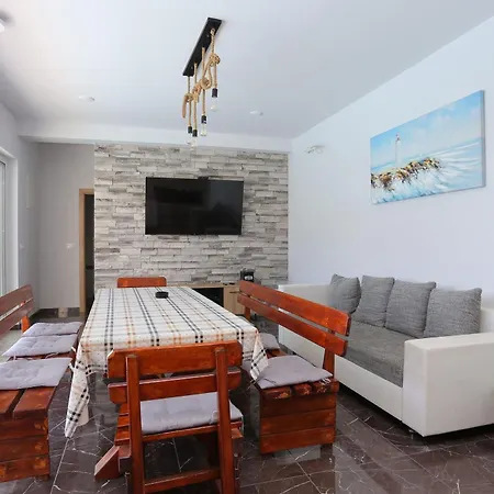 Family Friendly House With A Swimming Pool Kastel Stafilic, - 21263